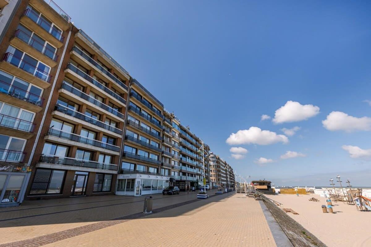 Huswell - Beachfront Apartment In Zeebrugge Екстер'єр фото