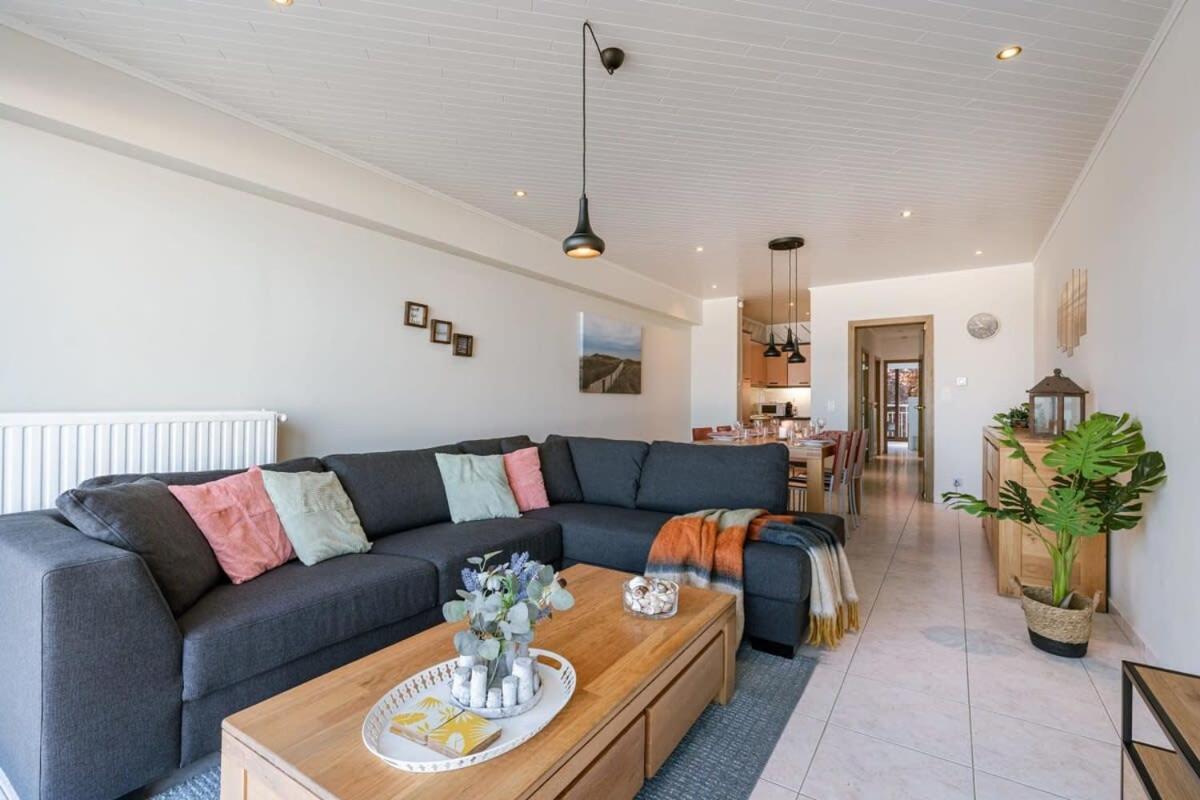 Huswell - Beachfront Apartment In Zeebrugge Екстер'єр фото